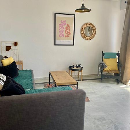 Apartmán Seafront In Marbella With Pool And Garage Exteriér fotografie