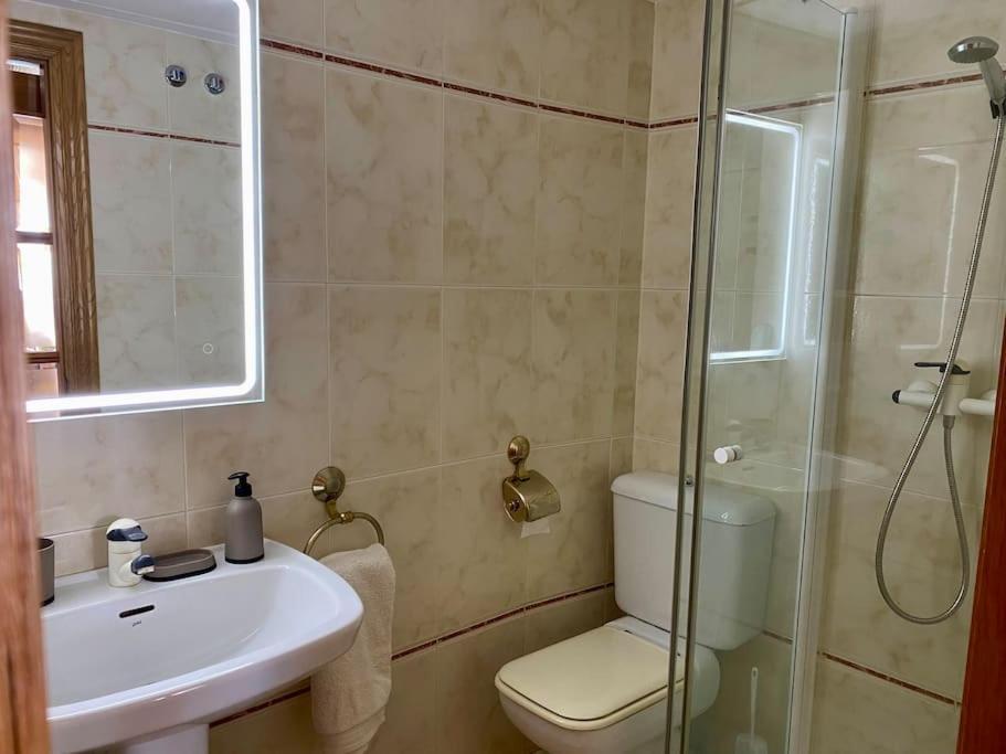 Apartmán Seafront In Marbella With Pool And Garage Exteriér fotografie
