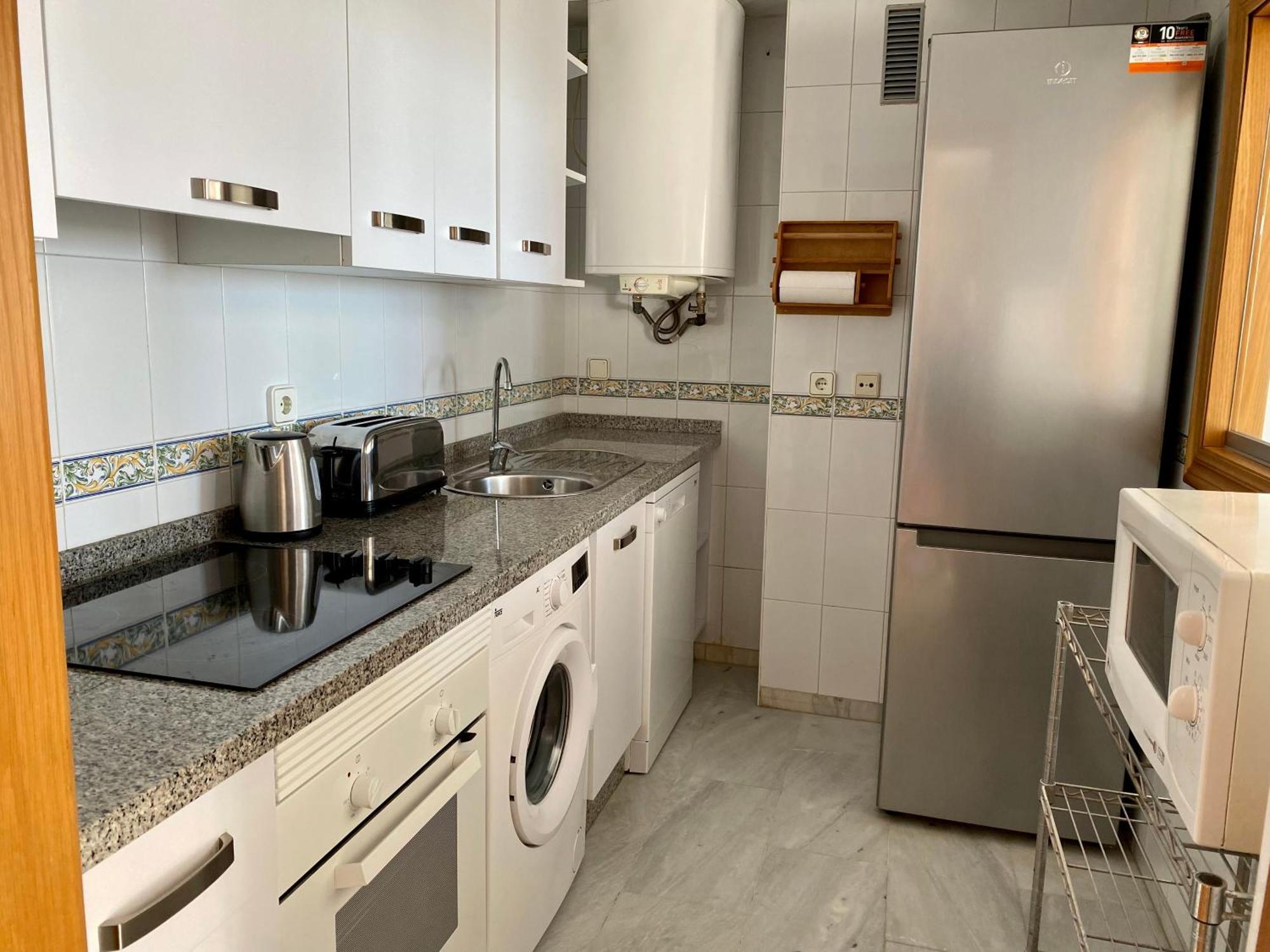 Apartmán Seafront In Marbella With Pool And Garage Exteriér fotografie