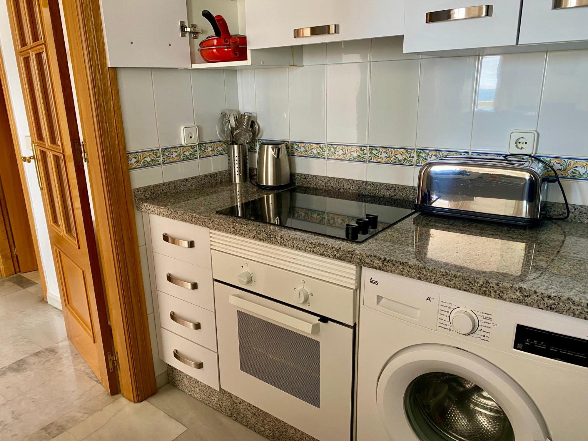 Apartmán Seafront In Marbella With Pool And Garage Exteriér fotografie
