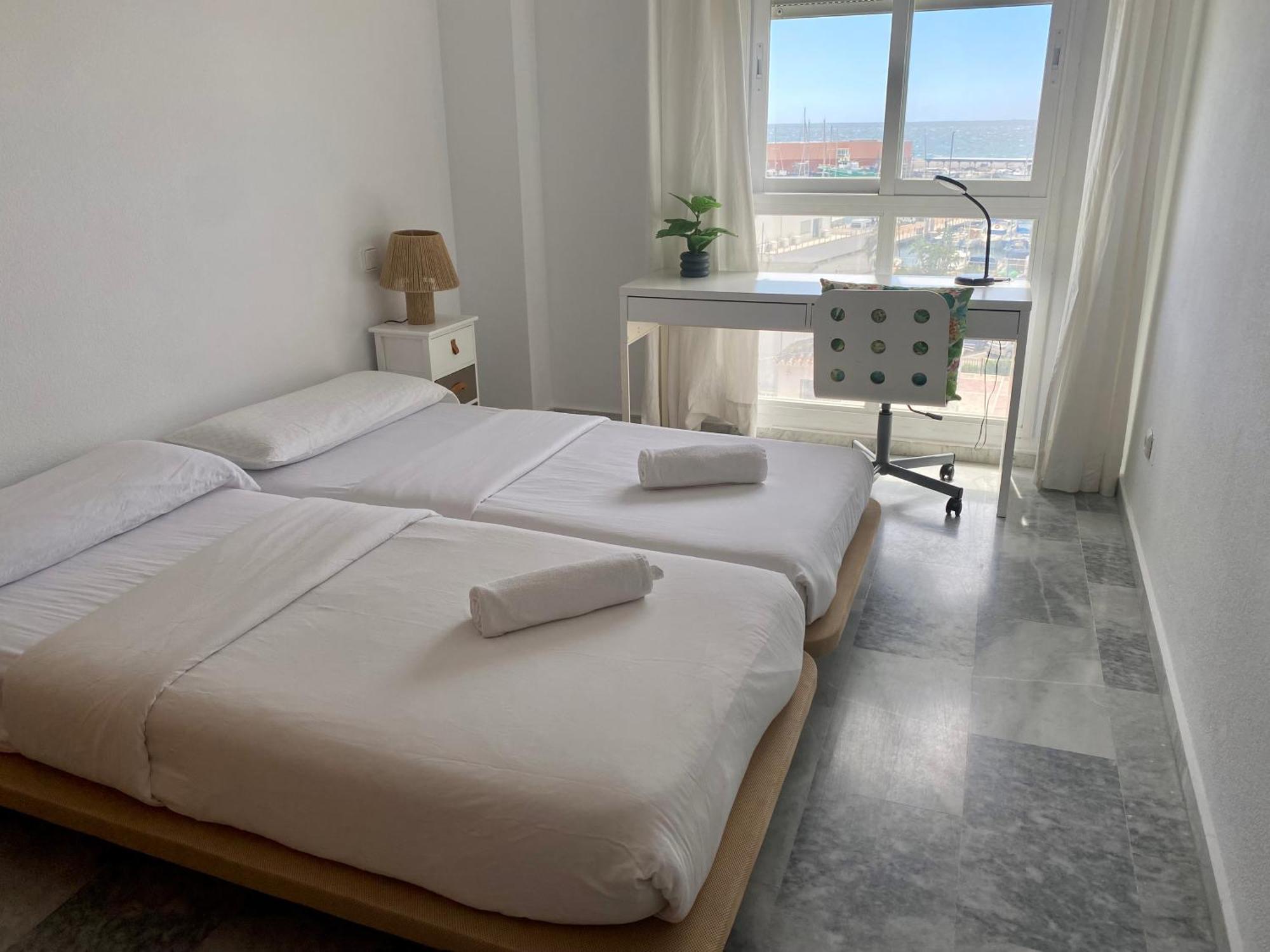 Apartmán Seafront In Marbella With Pool And Garage Exteriér fotografie